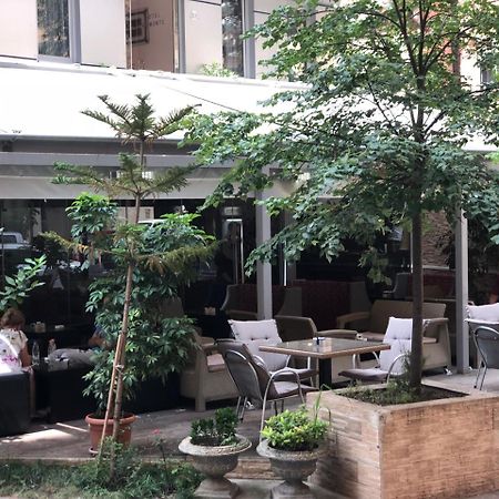 Hotel Piemonte Tirana Extérieur photo