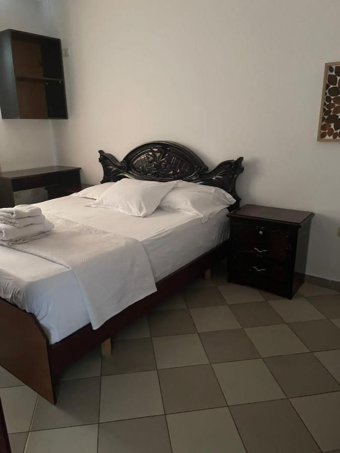 Hotel Piemonte Tirana Extérieur photo