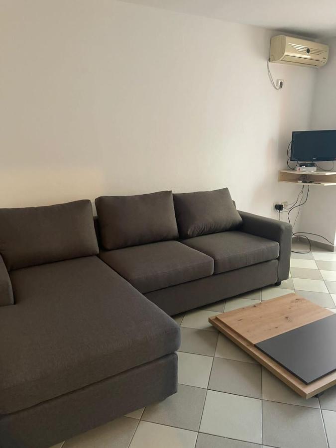 Hotel Piemonte Tirana Extérieur photo