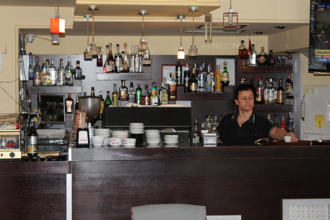 Hotel Piemonte Tirana Extérieur photo