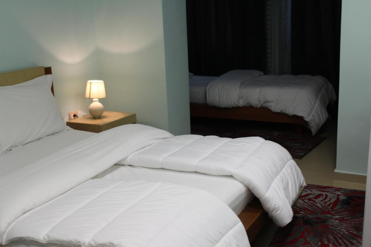 Hotel Piemonte Tirana Extérieur photo