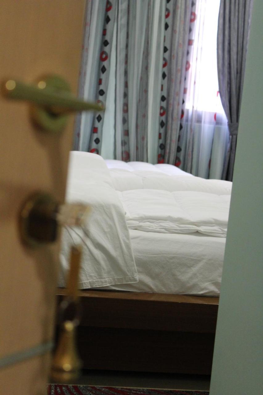 Hotel Piemonte Tirana Extérieur photo