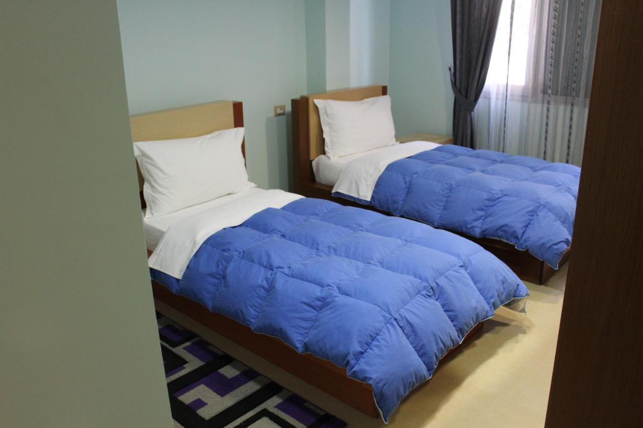Hotel Piemonte Tirana Extérieur photo