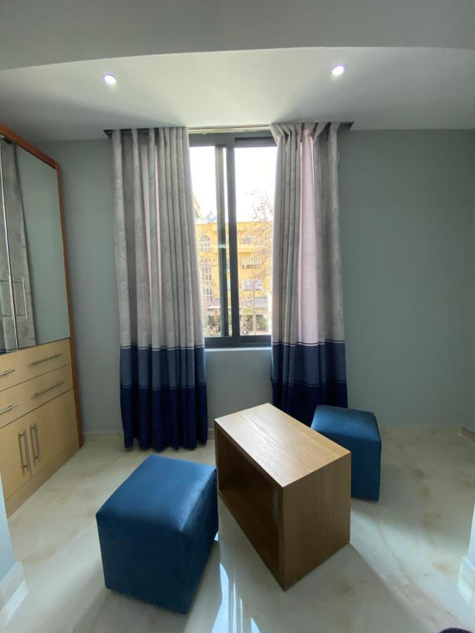 Hotel Piemonte Tirana Extérieur photo